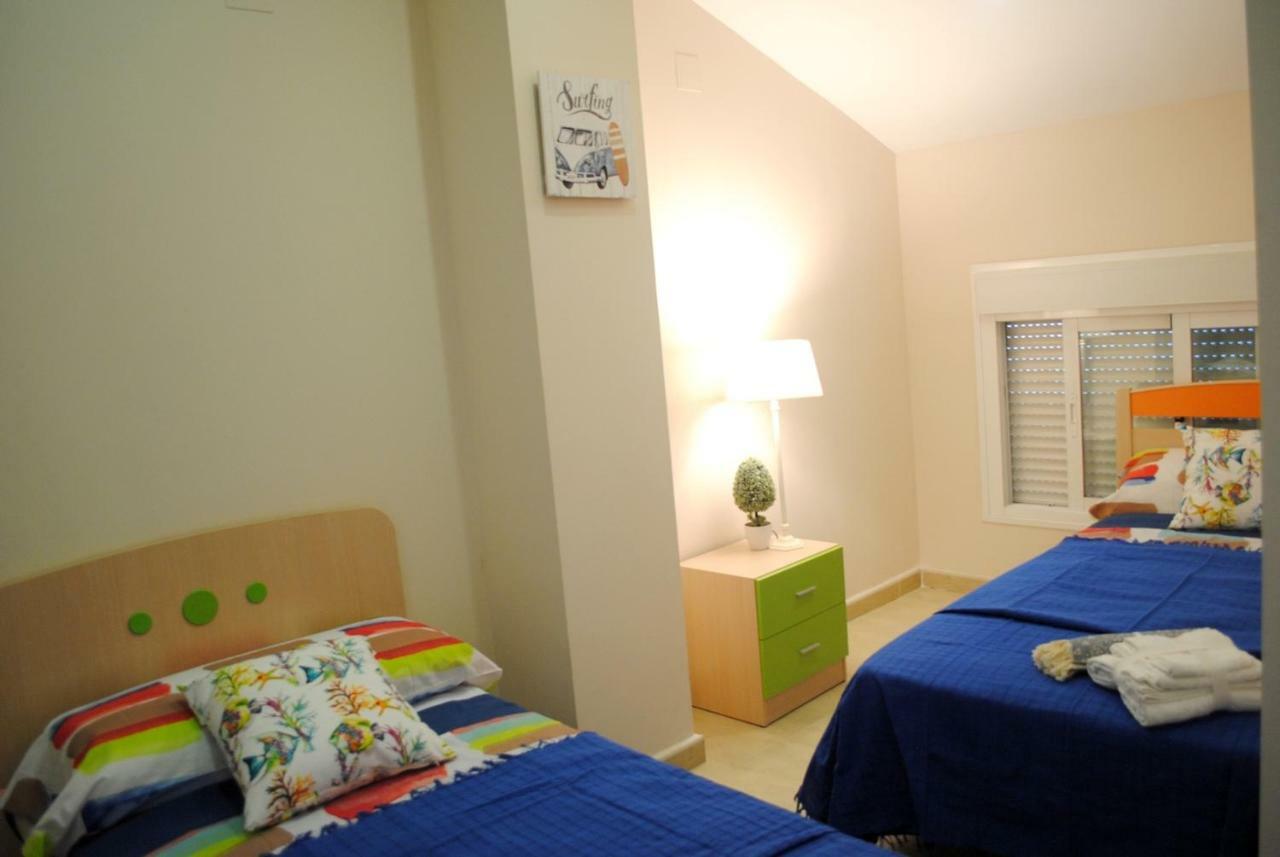 Chillout Grau De Gandia- Attico Para 6 Personas Invitamos Familias Y Jovenes, Dos Banos ภายนอก รูปภาพ